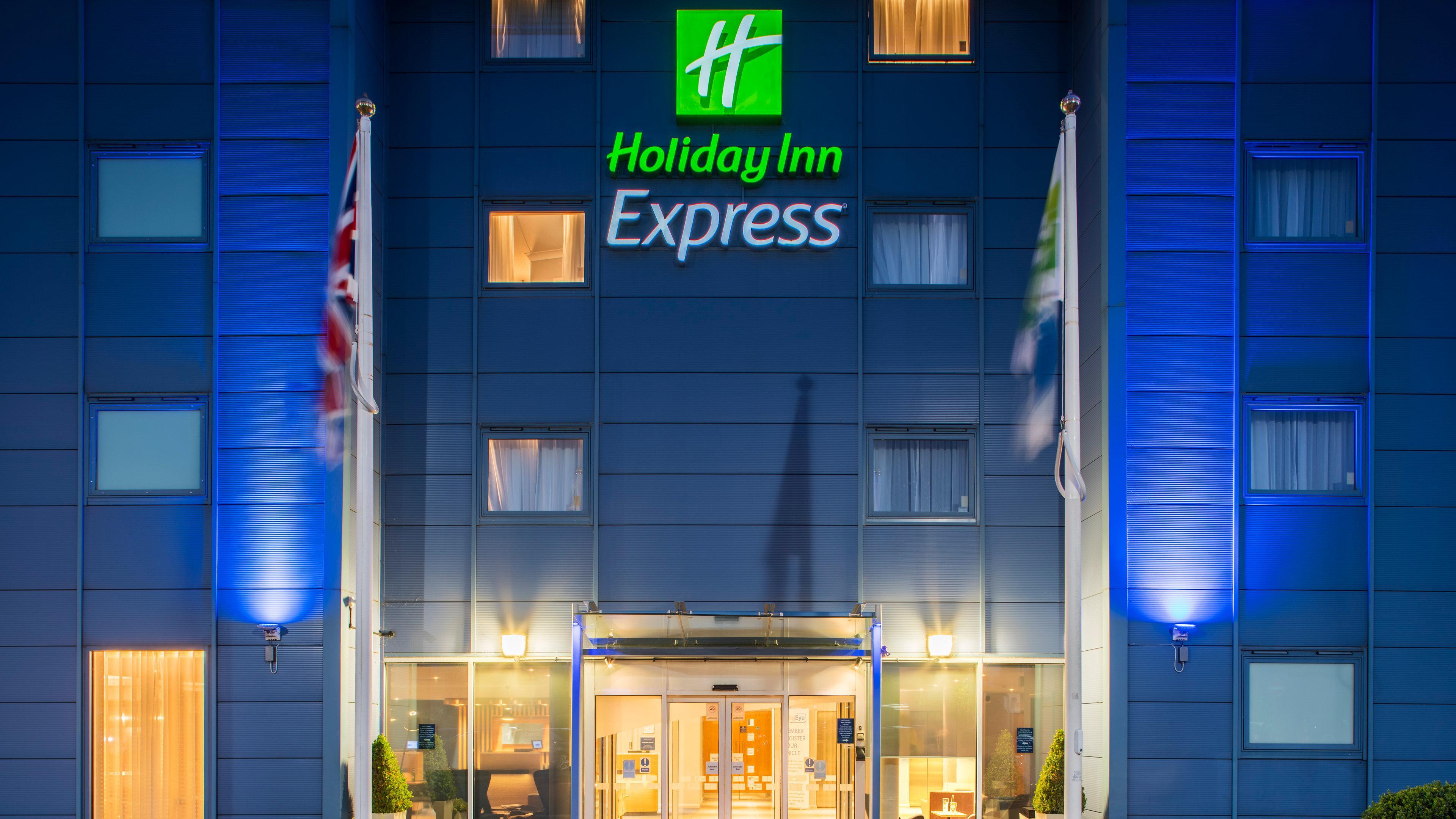 Hotel Express Kassam Stadium By Ihg 3*