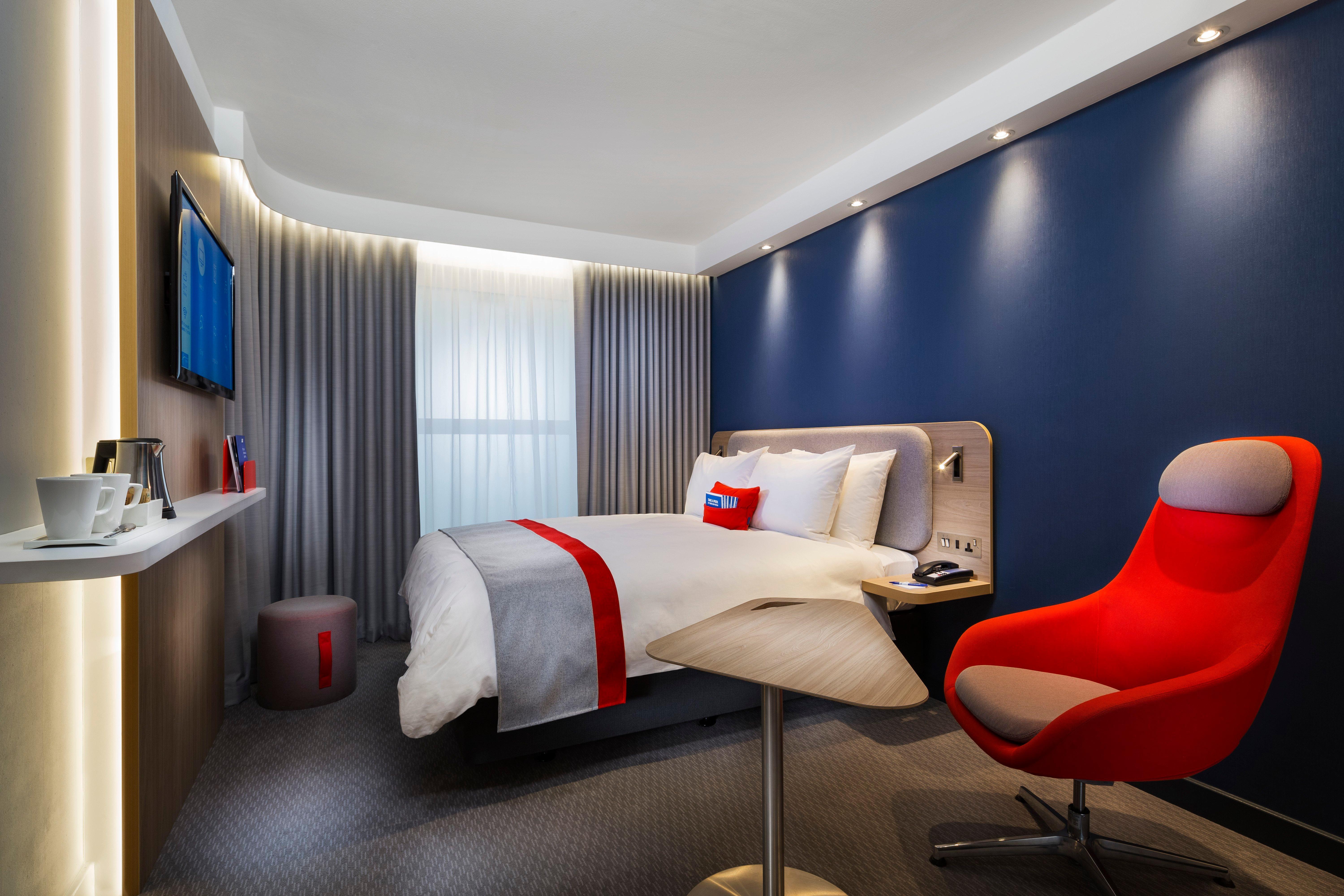 Express Kassam Stadium By Ihg Hotel 3*