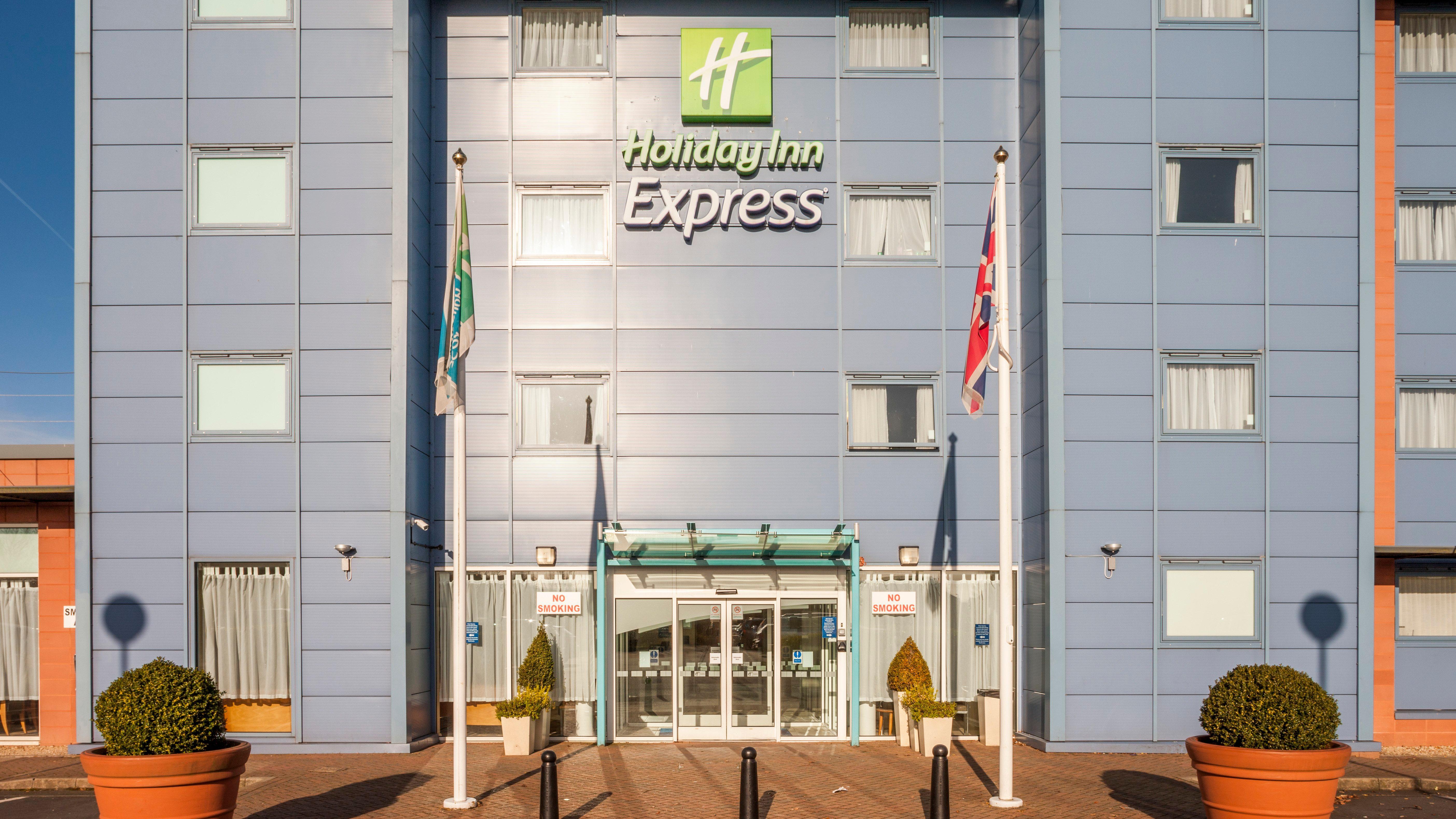 Express Kassam Stadium By Ihg Hotel 3*