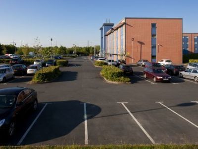 Express Kassam Stadium By Ihg Hotel